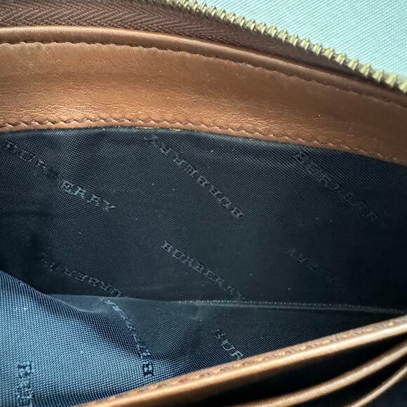 Burberry House Check Elmore Zip Around Clutch Wallet Tan Brown - Picture 4 of 9